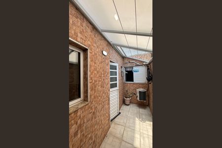 Apartamento à venda com 75m², 2 quartos e 2 vagas Apartamento à venda com 75m², 2 quartos e 2 vagasÁrea de Serviço