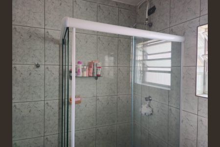 Casa à venda com 255m², 5 quartos e 5 vagasCasa 02/ Banheiro Social 