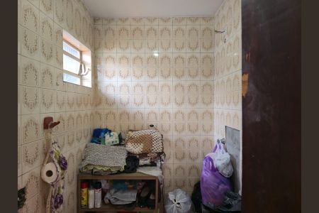 Casa à venda com 255m², 5 quartos e 5 vagasCasa 02/ Banheiro Social 02