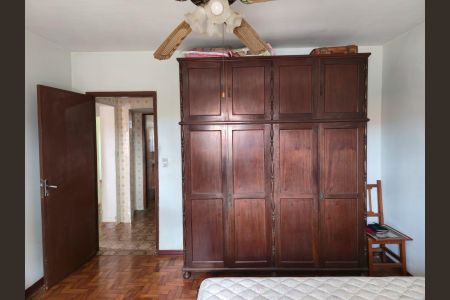 Casa à venda com 255m², 5 quartos e 5 vagasCasa 01 / Quarto 01