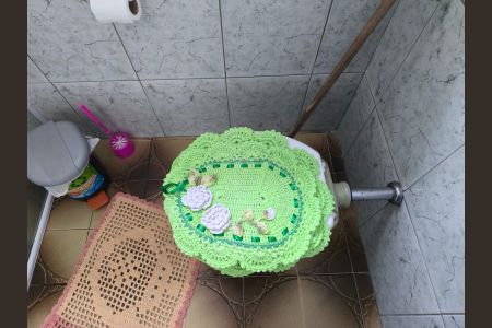 Casa à venda com 255m², 5 quartos e 5 vagasCasa 02/ Banheiro Social 