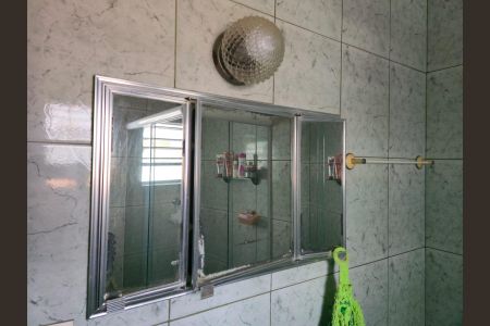 Casa à venda com 255m², 5 quartos e 5 vagasCasa 02/ Banheiro Social 