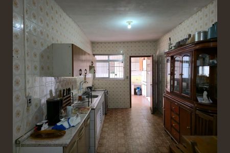 Casa à venda com 255m², 5 quartos e 5 vagasCasa 01 / Cozinha 