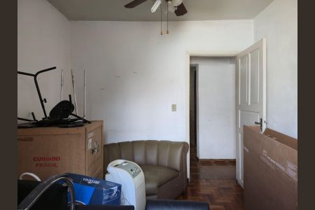 Casa à venda com 255m², 5 quartos e 5 vagasCasa 01 / Quarto 02