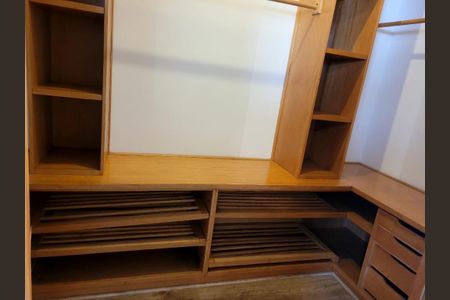 Apartamento à venda com 220m², 3 quartos e 4 vagasFoto 25