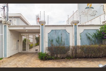 Casa de condomínio à venda com 60m², 2 quartos e 1 vagaFachada