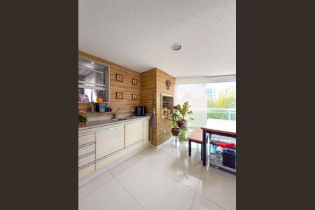 Apartamento à venda com 261m², 4 quartos e 4 vagasFoto 02