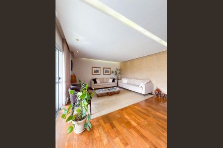 Apartamento à venda com 261m², 4 quartos e 4 vagasFoto 06