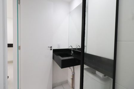 Apartamento para alugar com 36m², 2 quartos e sem vagaBanheiro