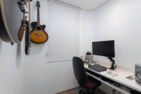 Apartamento à venda com 122m², 3 quartos e 2 vagasEscritório