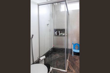 Apartamento à venda com 122m², 3 quartos e 2 vagasBanheiro social