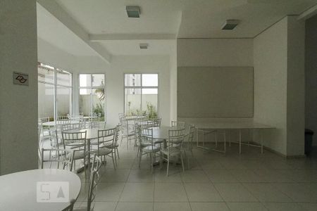 Apartamento para alugar com 52m², 2 quartos e 1 vagaÁrea comum - Salão de festas
