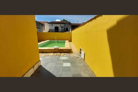 Casa para alugar com 200m², 3 quartos e 1 vaga Casa para alugar com 200m², 3 quartos e 1 vagaÁrea externa