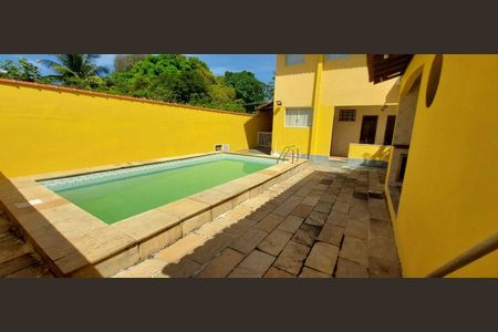 Casa para alugar com 200m², 3 quartos e 1 vaga Casa para alugar com 200m², 3 quartos e 1 vagaÁrea externa