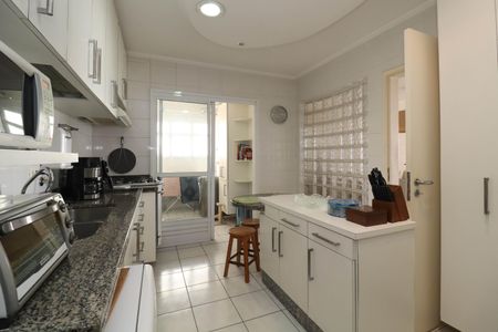 Apartamento para alugar com 101m², 2 quartos e 3 vagasCozinha