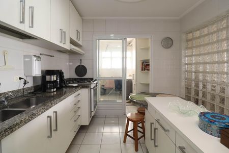 Apartamento para alugar com 101m², 2 quartos e 3 vagasCozinha