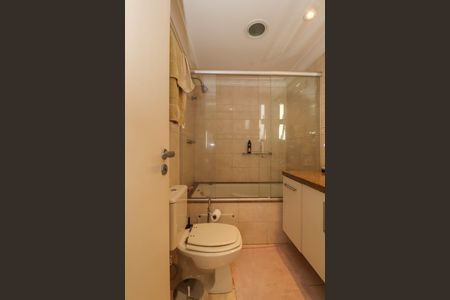 Apartamento para alugar com 101m², 2 quartos e 3 vagasBanheiro da Suíte