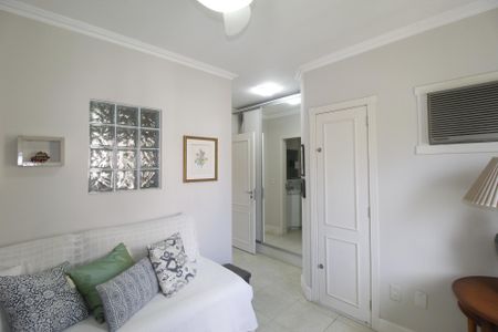 Casa para alugar com 990m², 6 quartos e 8 vagasSuíte 4