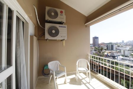 Casa para alugar com 990m², 6 quartos e 8 vagasSacada