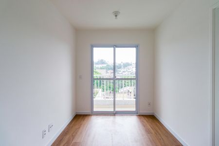 Sala de apartamento para alugar com 2 quartos, 42m² em Jardim Piracuama, São Paulo