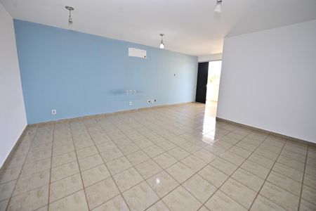 Casa para alugar com 515m², 4 quartos e 7 vagasSuíte 3