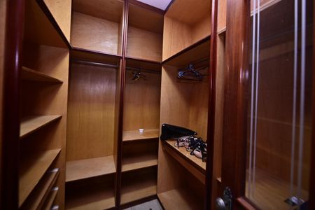 Casa para alugar com 515m², 4 quartos e 7 vagasSuíte 4