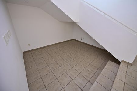 Casa para alugar com 515m², 4 quartos e 7 vagasSala