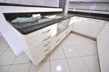 Casa para alugar com 515m², 4 quartos e 7 vagasCozinha