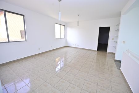 Casa para alugar com 515m², 4 quartos e 7 vagasSuíte 1