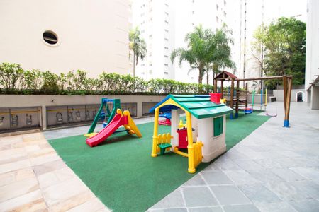 Apartamento para alugar com 105m², 3 quartos e 1 vagaÁrea comum