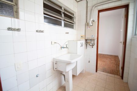 Apartamento para alugar com 105m², 3 quartos e 1 vagaÁrea de Serviço