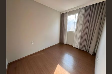 Quarto de apartamento à venda com 2 quartos, 47m² em Jk, Contagem