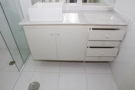 Apartamento à venda com 80m², 2 quartos e 1 vagaBanheiro