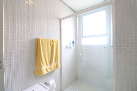 Apartamento para alugar com 223m², 3 quartos e 4 vagasBanheiro da Suíte 1