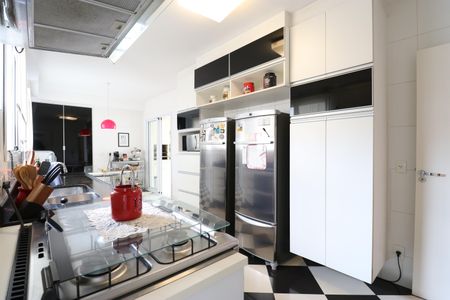 Apartamento para alugar com 223m², 3 quartos e 4 vagasCozinha