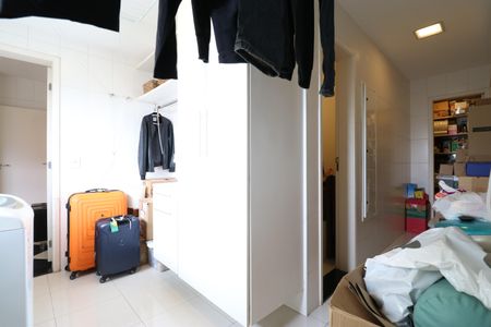 Apartamento para alugar com 223m², 3 quartos e 4 vagasÁrea de Serviço