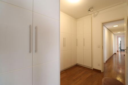 Apartamento para alugar com 223m², 3 quartos e 4 vagasCloset da Suíte 3