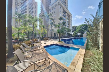 Apartamento para alugar com 223m², 3 quartos e 4 vagasÁrea comum - Piscina