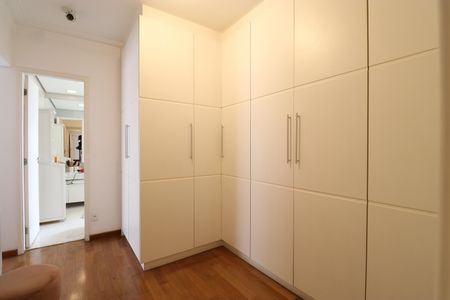 Apartamento para alugar com 223m², 3 quartos e 4 vagasCloset da Suíte 3