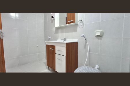 Casa de condomínio para alugar com 110m², 2 quartos e 1 vagaBanheiro Social