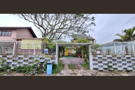 Casa de condomínio para alugar com 110m², 2 quartos e 1 vagaFachada