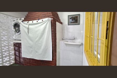 Casa de condomínio para alugar com 110m², 2 quartos e 1 vagaÁrea de Serviço