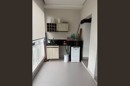 Apartamento à venda com 95m², 3 quartos e 2 vagasVaranda