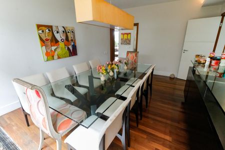 Casa à venda com 500m², 4 quartos e 7 vagas Casa à venda com 500m², 4 quartos e 7 vagasSala 2 - Jantar