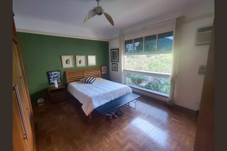 Apartamento à venda com 107m², 2 quartos e sem vaga