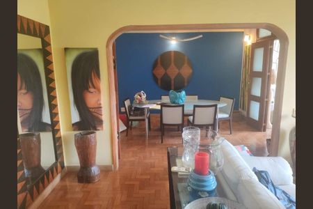 Apartamento à venda com 107m², 2 quartos e sem vaga