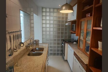 Apartamento à venda com 107m², 2 quartos e sem vaga