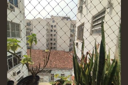 Apartamento à venda com 70m², 2 quartos e 1 vaga