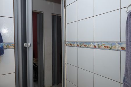 Casa à venda com 170m², 4 quartos e 4 vagasBanheiro 2