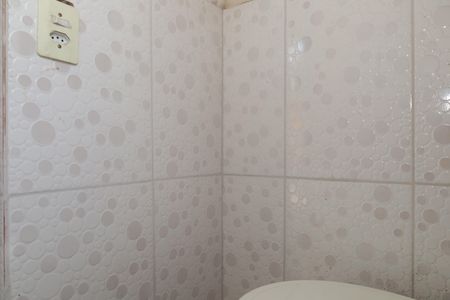 Casa à venda com 170m², 4 quartos e 4 vagasBanheiro 3 - Área externa